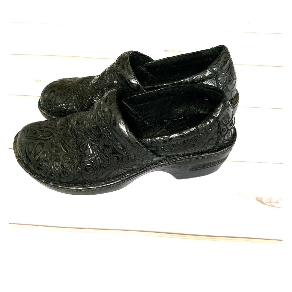 Leather b.o.c Born Concept Clogs Mules